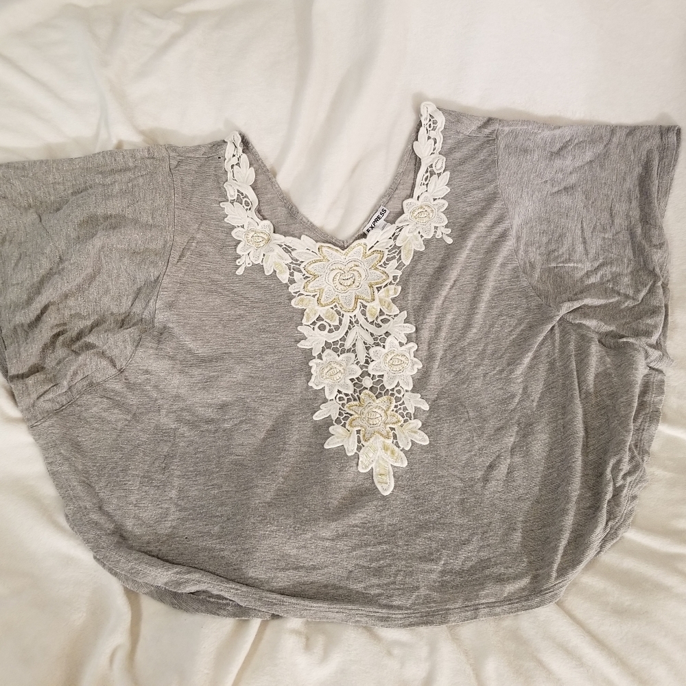 💎 3 for $10 when you buy any 3 items with 💎 - Ladies Express shirt